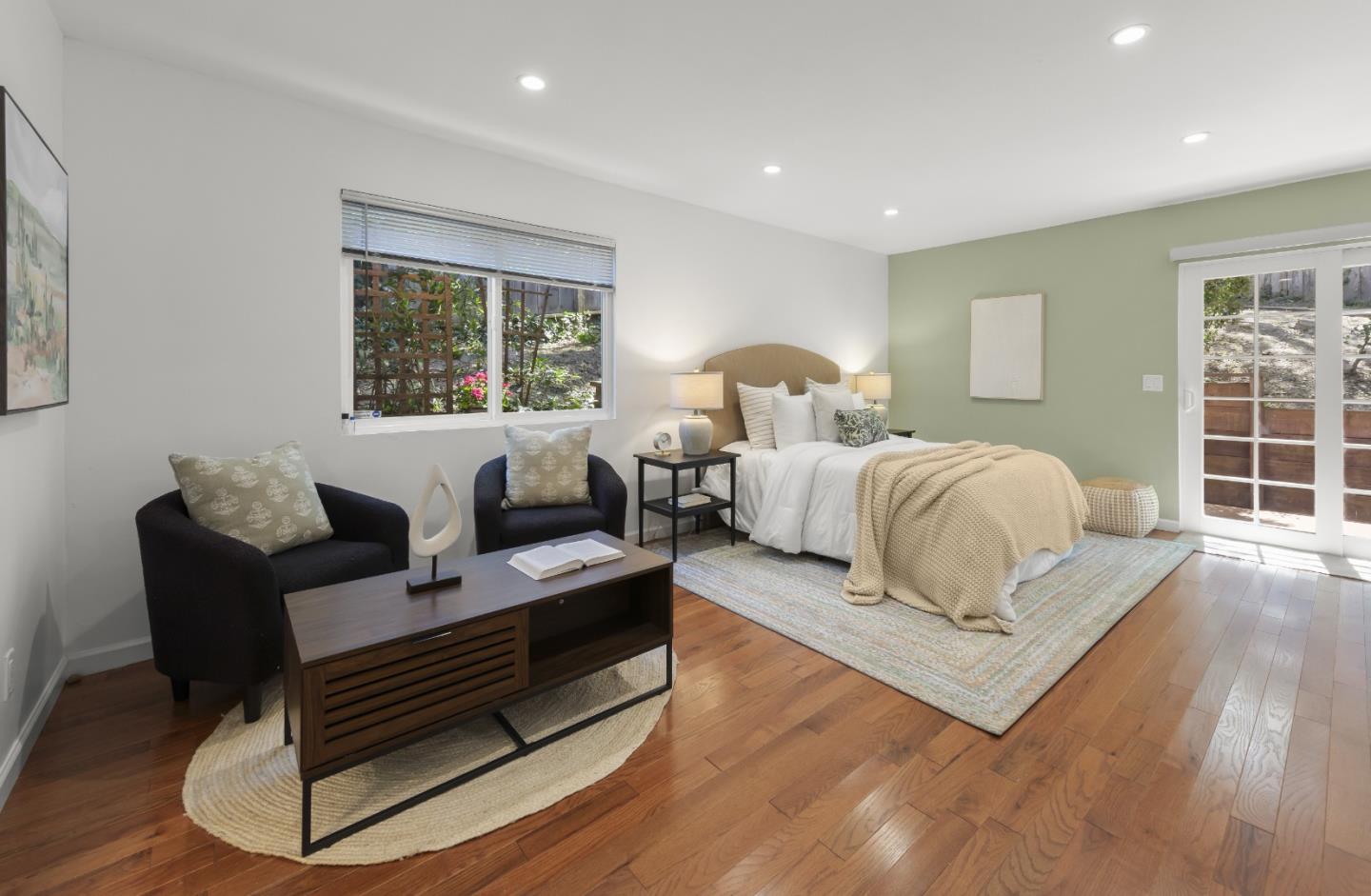 Detail Gallery Image 15 of 33 For 710 Woodcrest Ln, Monterey,  CA 93940 - 3 Beds | 2 Baths