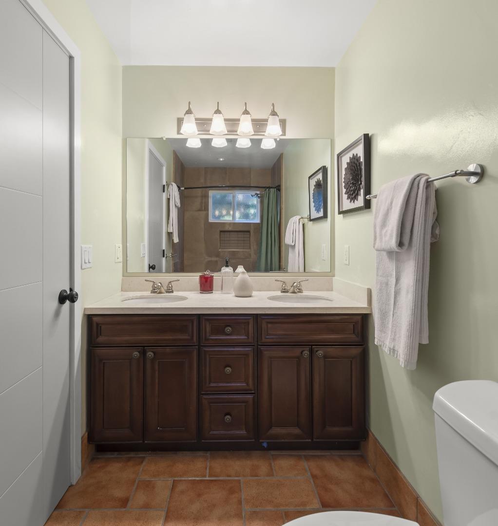 Detail Gallery Image 18 of 33 For 710 Woodcrest Ln, Monterey,  CA 93940 - 3 Beds | 2 Baths