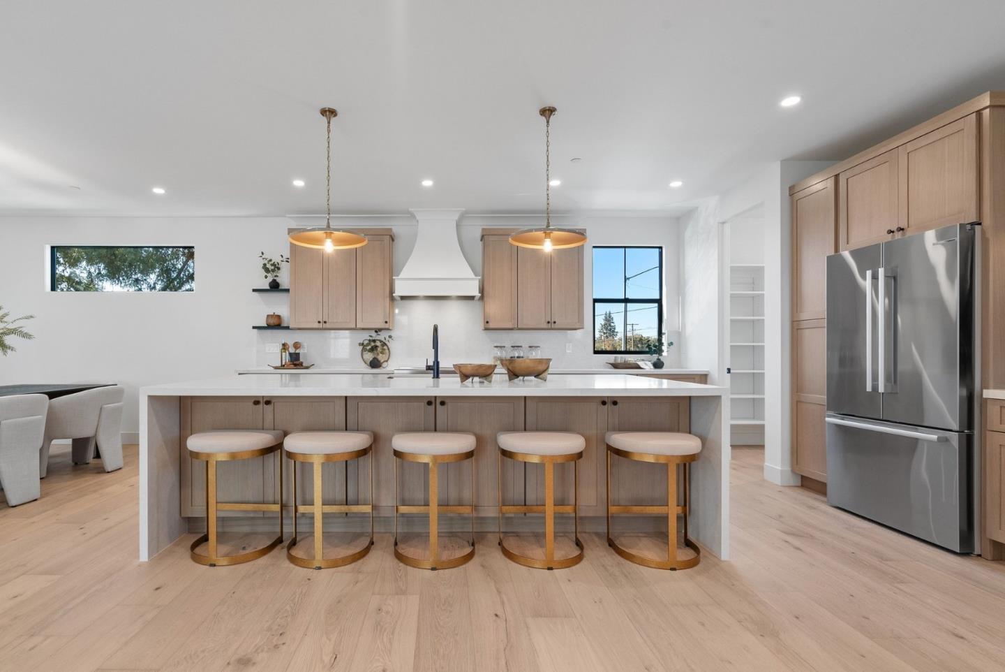 Detail Gallery Image 11 of 58 For 44 Sunnyside Ave, Campbell,  CA 95008 - 4 Beds | 3/1 Baths