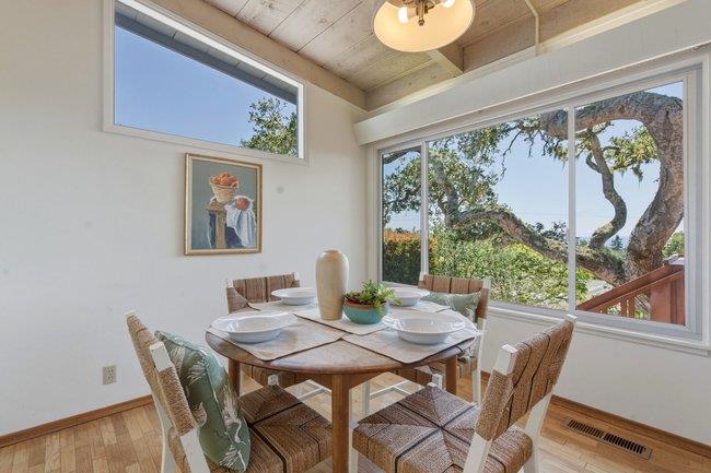 Detail Gallery Image 13 of 46 For 24390 San Marcos Rd, Carmel,  CA 93923 - 3 Beds | 2 Baths