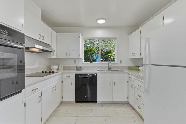 Detail Gallery Image 15 of 46 For 24390 San Marcos Rd, Carmel,  CA 93923 - 3 Beds | 2 Baths