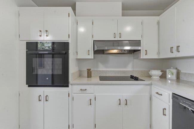 Detail Gallery Image 16 of 46 For 24390 San Marcos Rd, Carmel,  CA 93923 - 3 Beds | 2 Baths