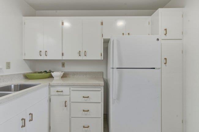 Detail Gallery Image 17 of 46 For 24390 San Marcos Rd, Carmel,  CA 93923 - 3 Beds | 2 Baths