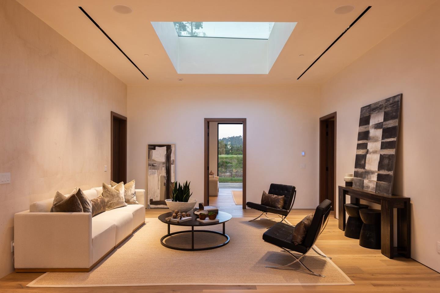 Detail Gallery Image 18 of 45 For 31 Poppy Ln, Pebble Beach,  CA 93953 - 4 Beds | 5/1 Baths