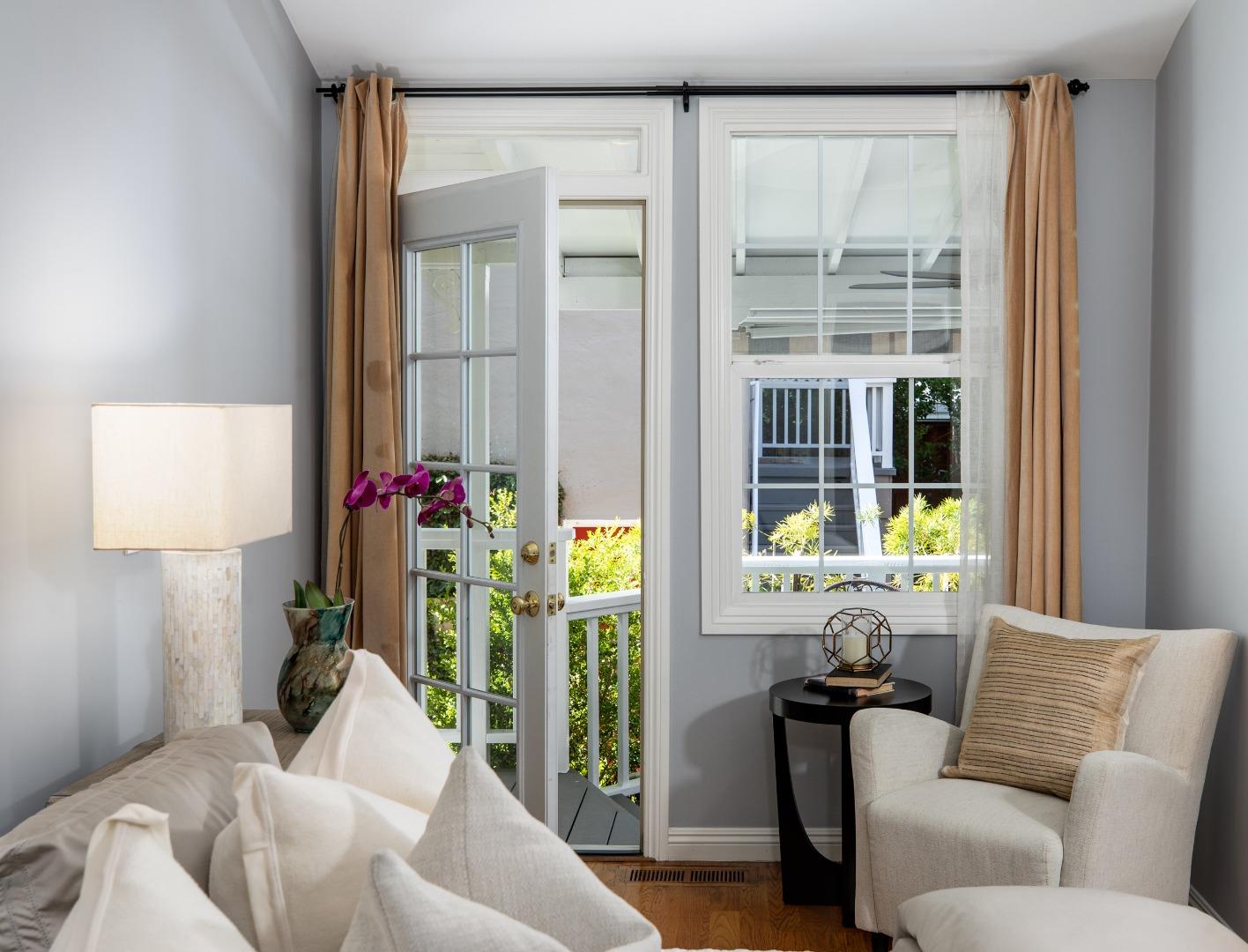 Detail Gallery Image 13 of 38 For 928-930 Scott St, Palo Alto,  CA 94301 - 4 Beds | 3 Baths