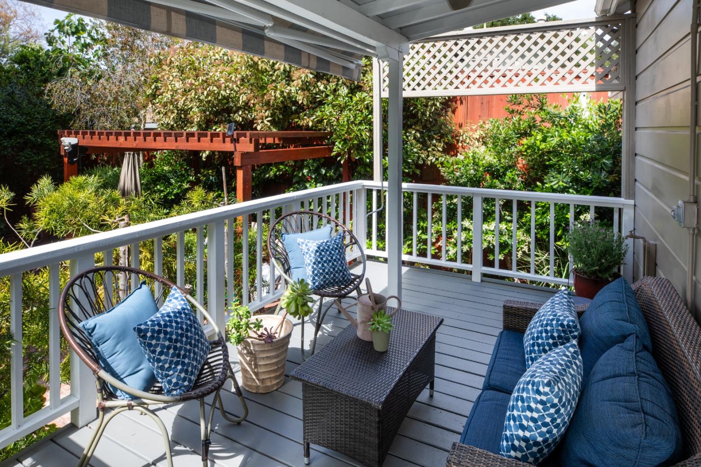 Detail Gallery Image 18 of 38 For 928-930 Scott St, Palo Alto,  CA 94301 - 4 Beds | 3 Baths