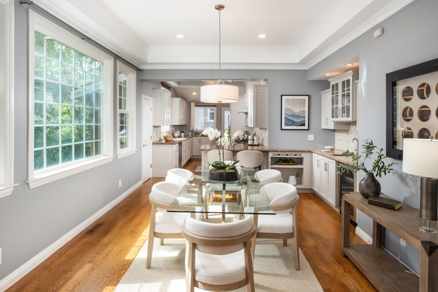 Detail Gallery Image 4 of 38 For 928-930 Scott St, Palo Alto,  CA 94301 - 4 Beds | 3 Baths