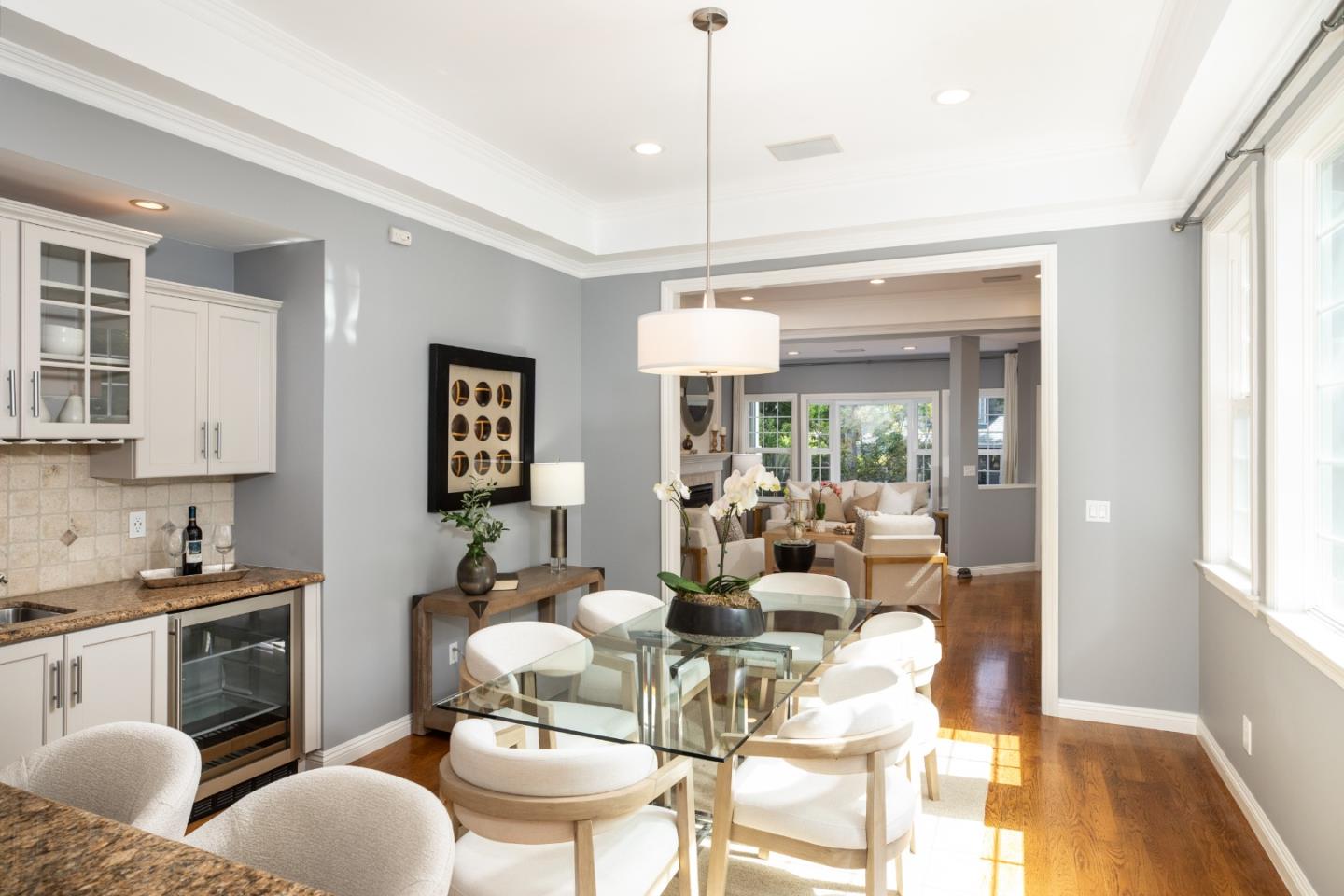 Detail Gallery Image 8 of 38 For 928-930 Scott St, Palo Alto,  CA 94301 - 4 Beds | 3 Baths