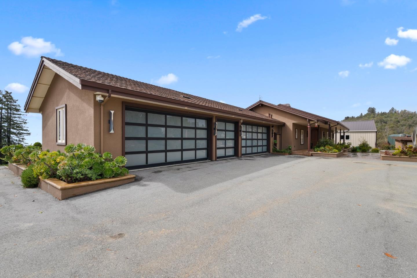 Detail Gallery Image 18 of 80 For 1061 Summit Rd, Watsonville,  CA 95076 - 3 Beds | 3 Baths