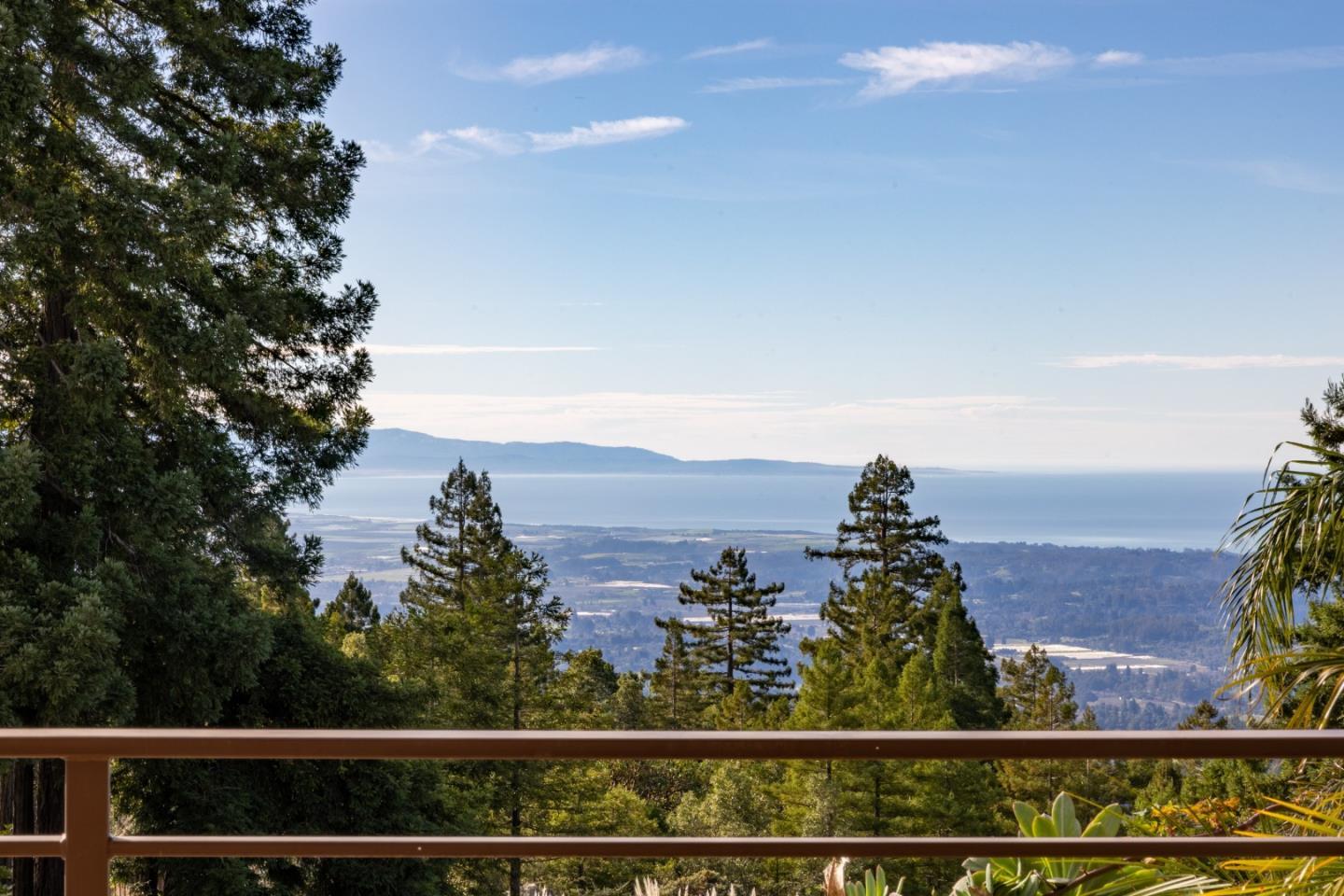 Detail Gallery Image 28 of 80 For 1061 Summit Rd, Watsonville,  CA 95076 - 3 Beds | 3 Baths