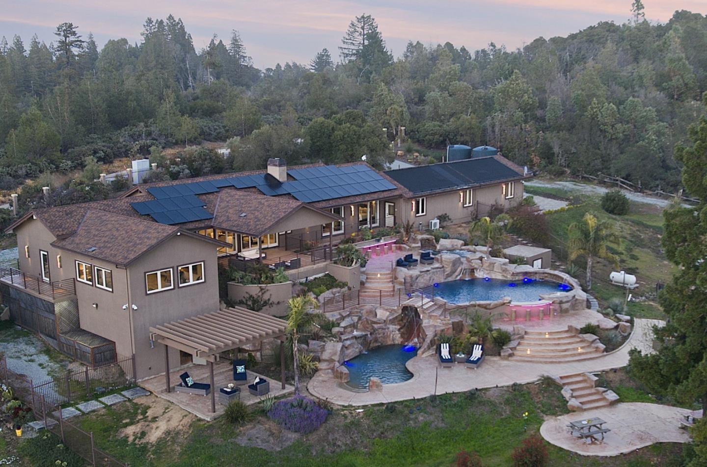 Detail Gallery Image 3 of 80 For 1061 Summit Rd, Watsonville,  CA 95076 - 3 Beds | 3 Baths