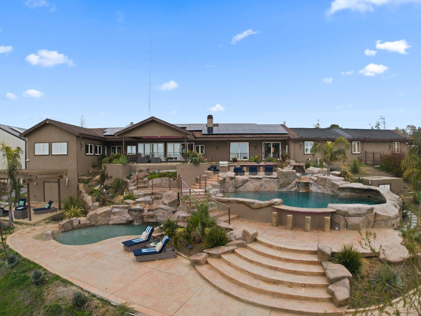 Detail Gallery Image 51 of 80 For 1061 Summit Rd, Watsonville,  CA 95076 - 3 Beds | 3 Baths