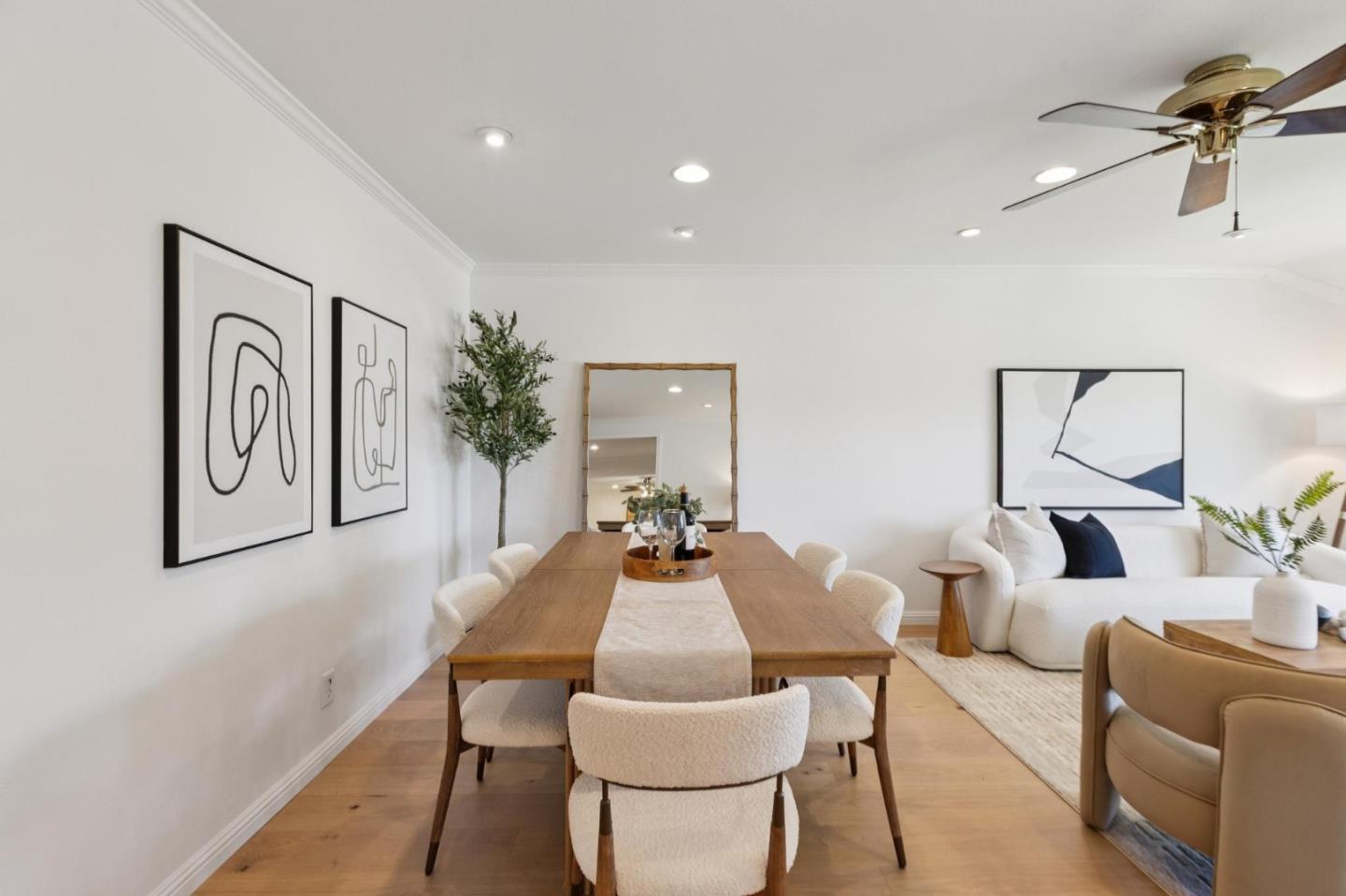 Detail Gallery Image 10 of 48 For 1243 Dorchester Ln, San Jose,  CA 95118 - 3 Beds | 2 Baths