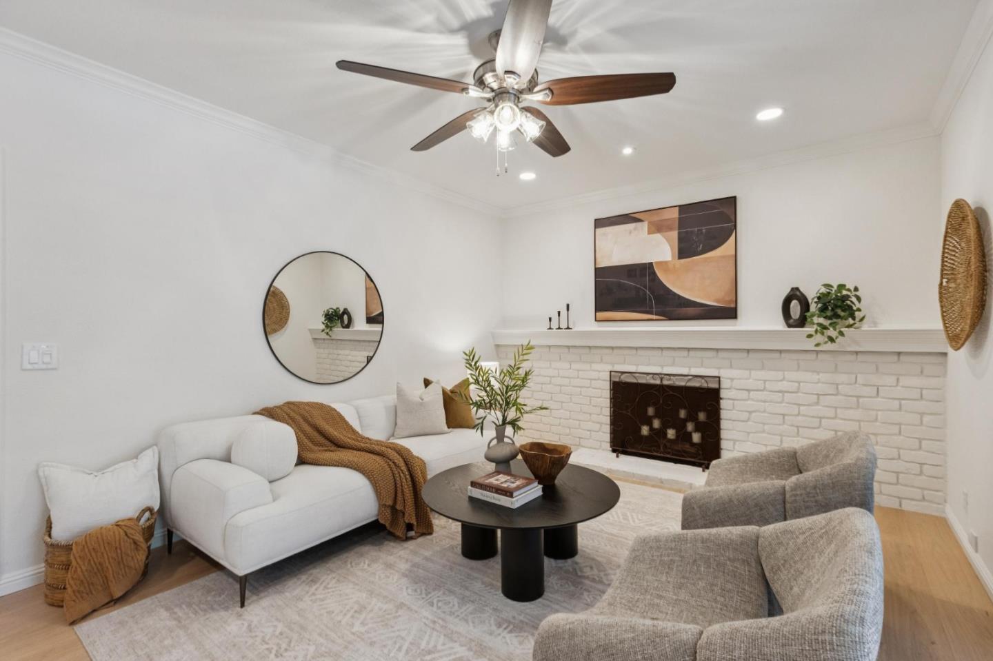 Detail Gallery Image 18 of 48 For 1243 Dorchester Ln, San Jose,  CA 95118 - 3 Beds | 2 Baths