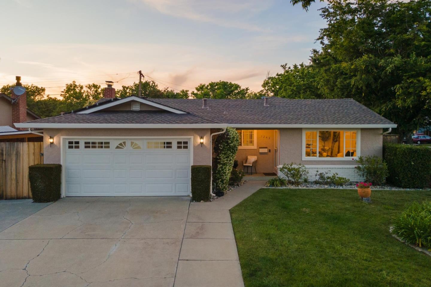 Detail Gallery Image 42 of 48 For 1243 Dorchester Ln, San Jose,  CA 95118 - 3 Beds | 2 Baths