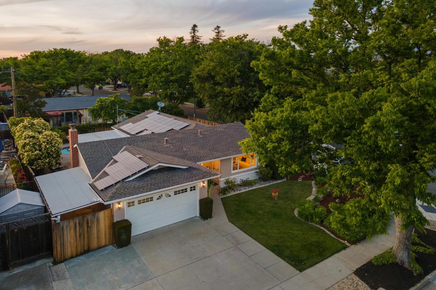 Detail Gallery Image 43 of 48 For 1243 Dorchester Ln, San Jose,  CA 95118 - 3 Beds | 2 Baths