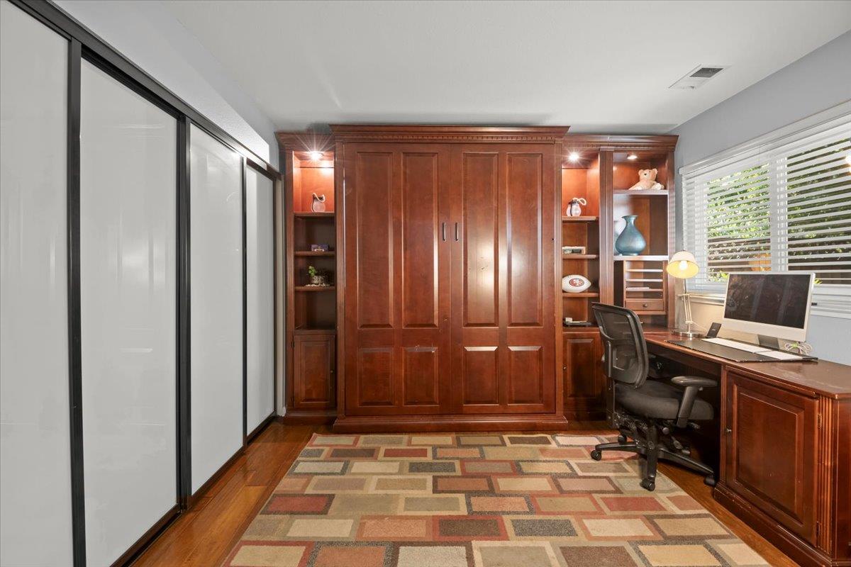 Detail Gallery Image 17 of 42 For 5165 Apennines Cir, San Jose,  CA 95138 - 4 Beds | 3 Baths