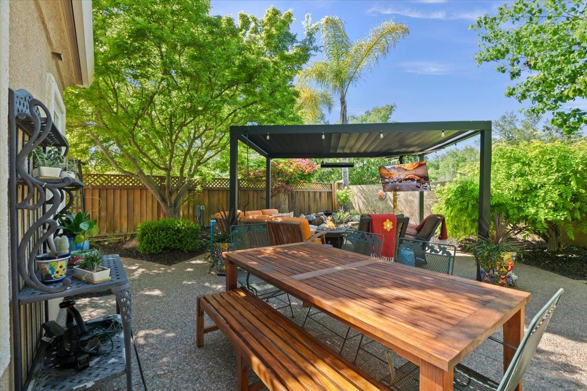 Detail Gallery Image 32 of 42 For 5165 Apennines Cir, San Jose,  CA 95138 - 4 Beds | 3 Baths