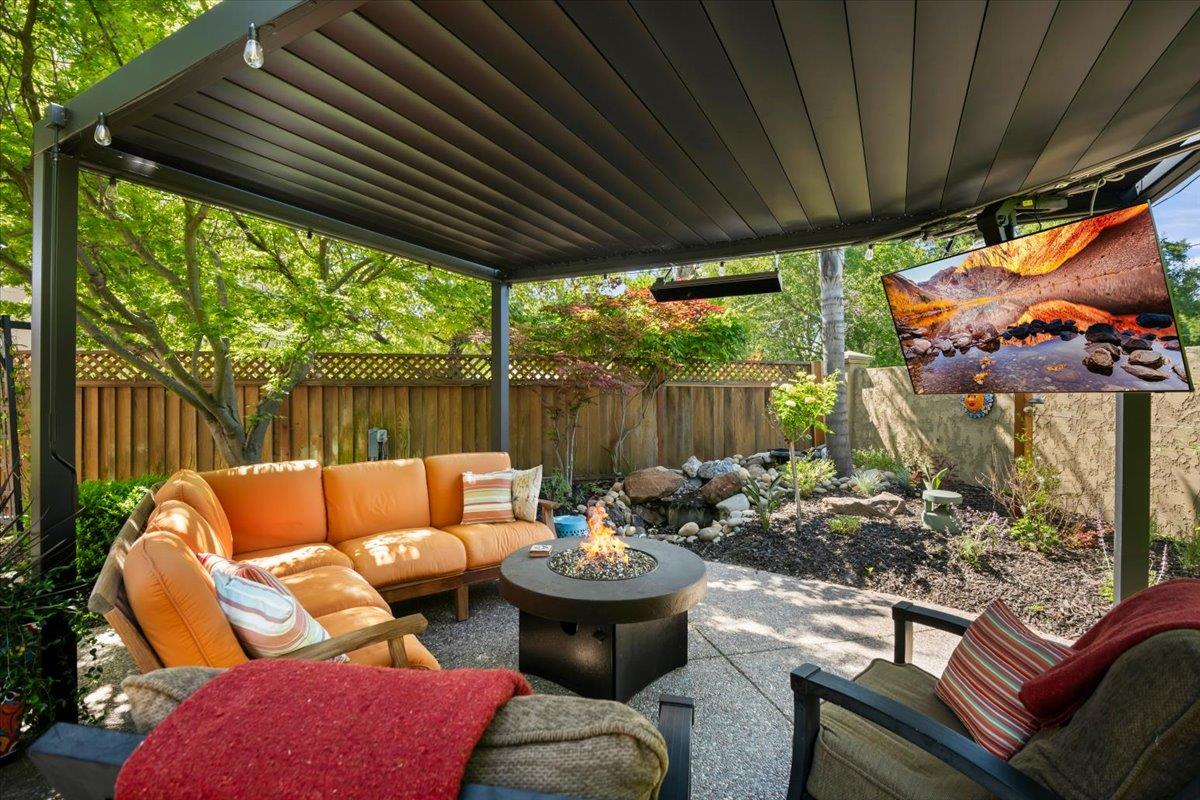 Detail Gallery Image 33 of 42 For 5165 Apennines Cir, San Jose,  CA 95138 - 4 Beds | 3 Baths