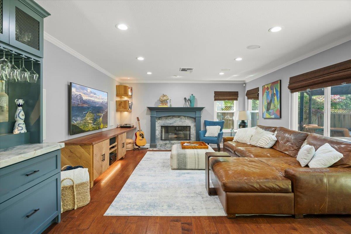 Detail Gallery Image 9 of 42 For 5165 Apennines Cir, San Jose,  CA 95138 - 4 Beds | 3 Baths