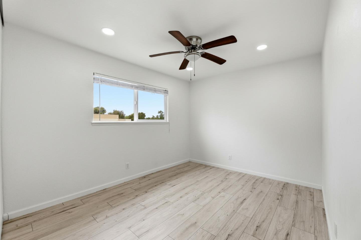 Photo #17: ML82043833 Listing: Photo #17