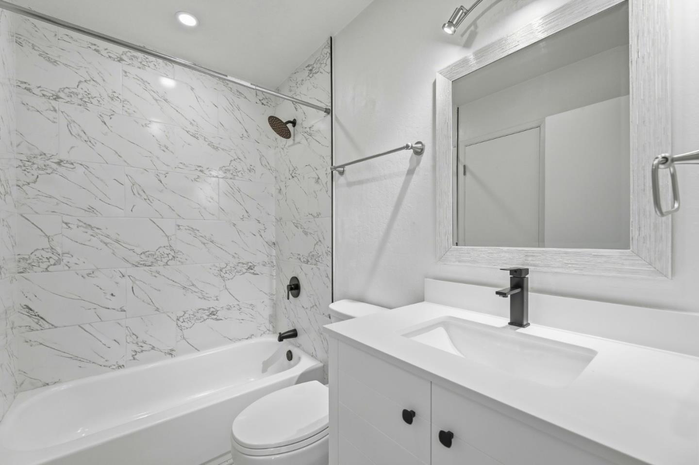 Photo #21: ML82043833 Listing: Photo #21