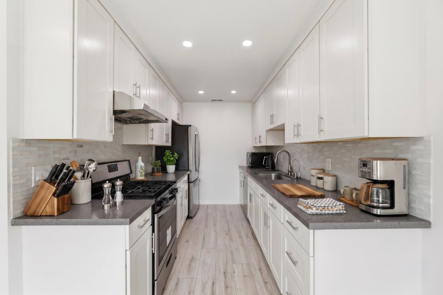 Photo #3: ML82043833 Listing: Photo #3