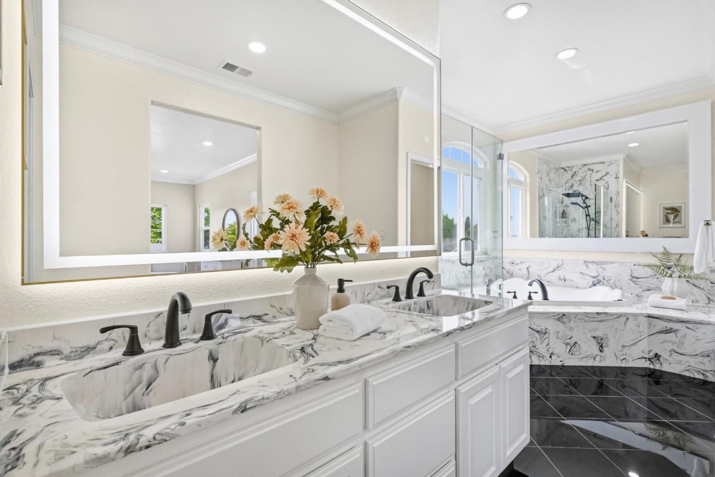 Detail Gallery Image 11 of 53 For 35883 Vinewood St, Newark,  CA 94560 - 3 Beds | 3 Baths