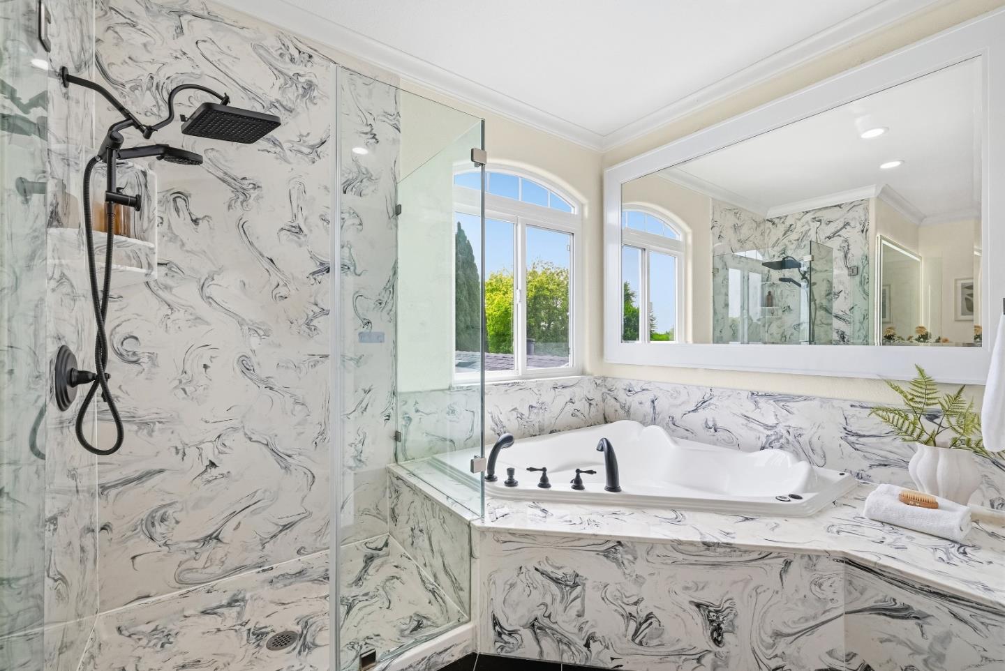 Detail Gallery Image 12 of 53 For 35883 Vinewood St, Newark,  CA 94560 - 3 Beds | 3 Baths