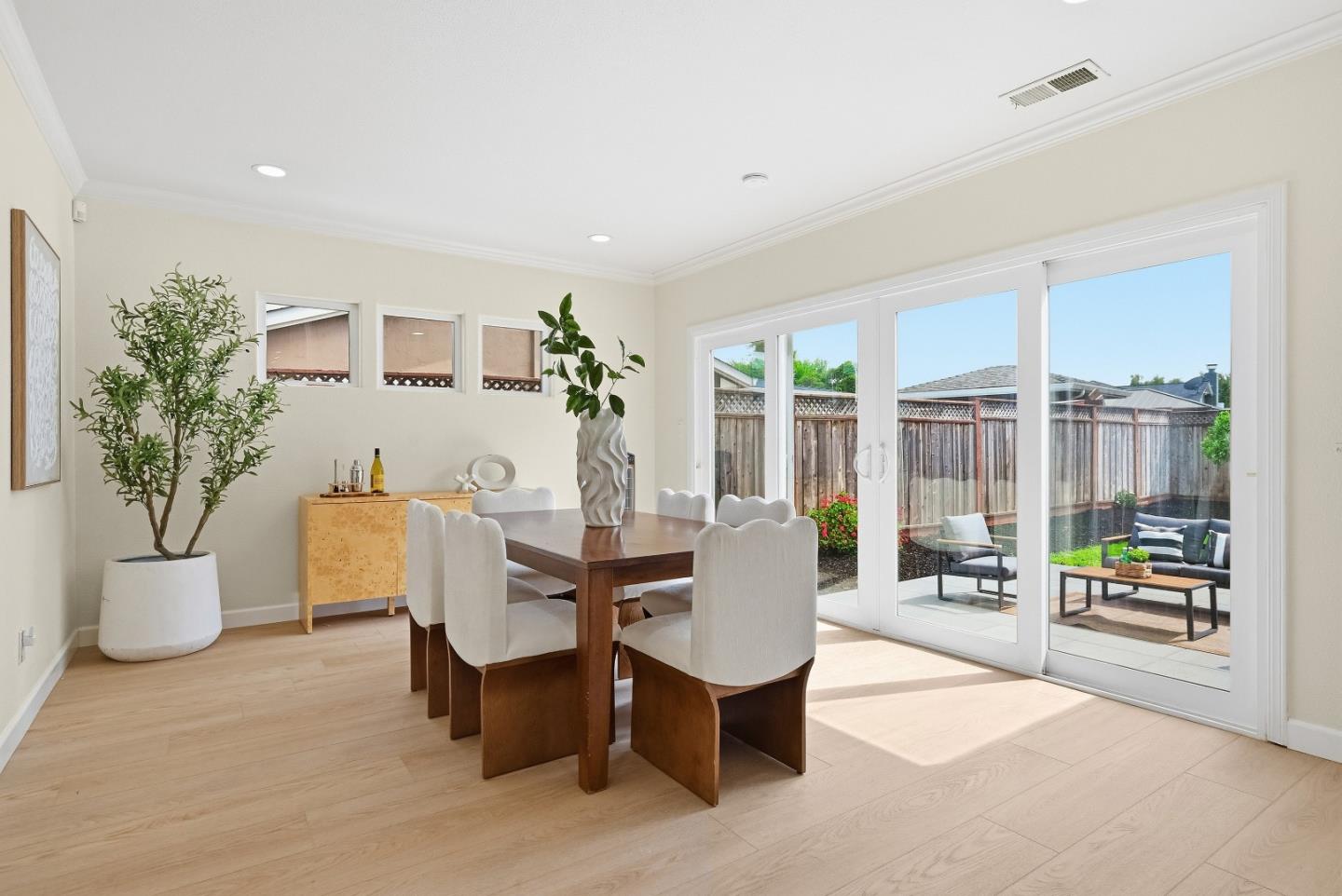 Detail Gallery Image 24 of 53 For 35883 Vinewood St, Newark,  CA 94560 - 3 Beds | 3 Baths