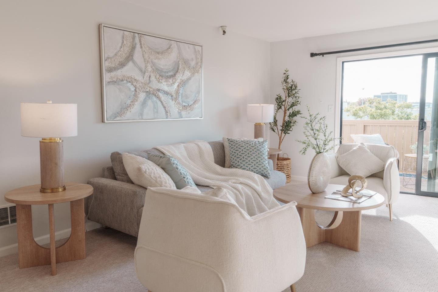 Photo #4: ML82043837 Listing: Photo #4