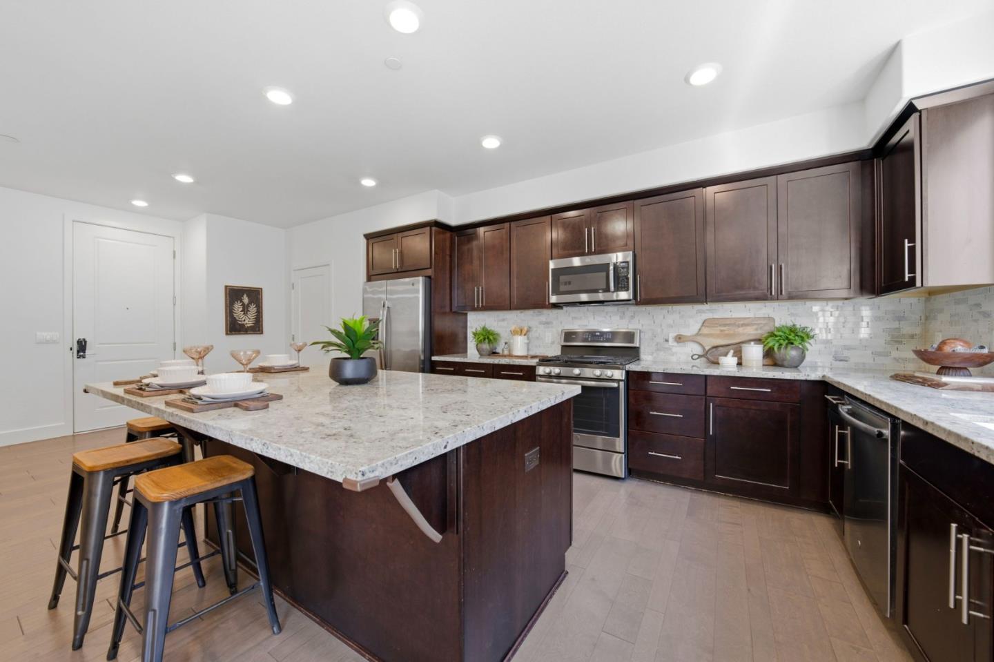 Photo #4: ML82043841 Listing: Photo #4