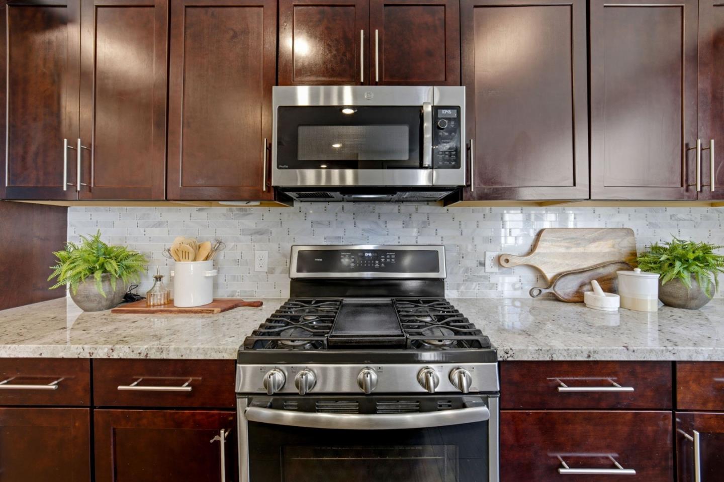 Photo #6: ML82043841 Listing: Photo #6