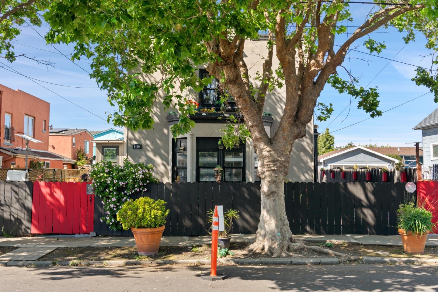 1109 Roosevelt Ave, Richmond, CA 94801 photo 4