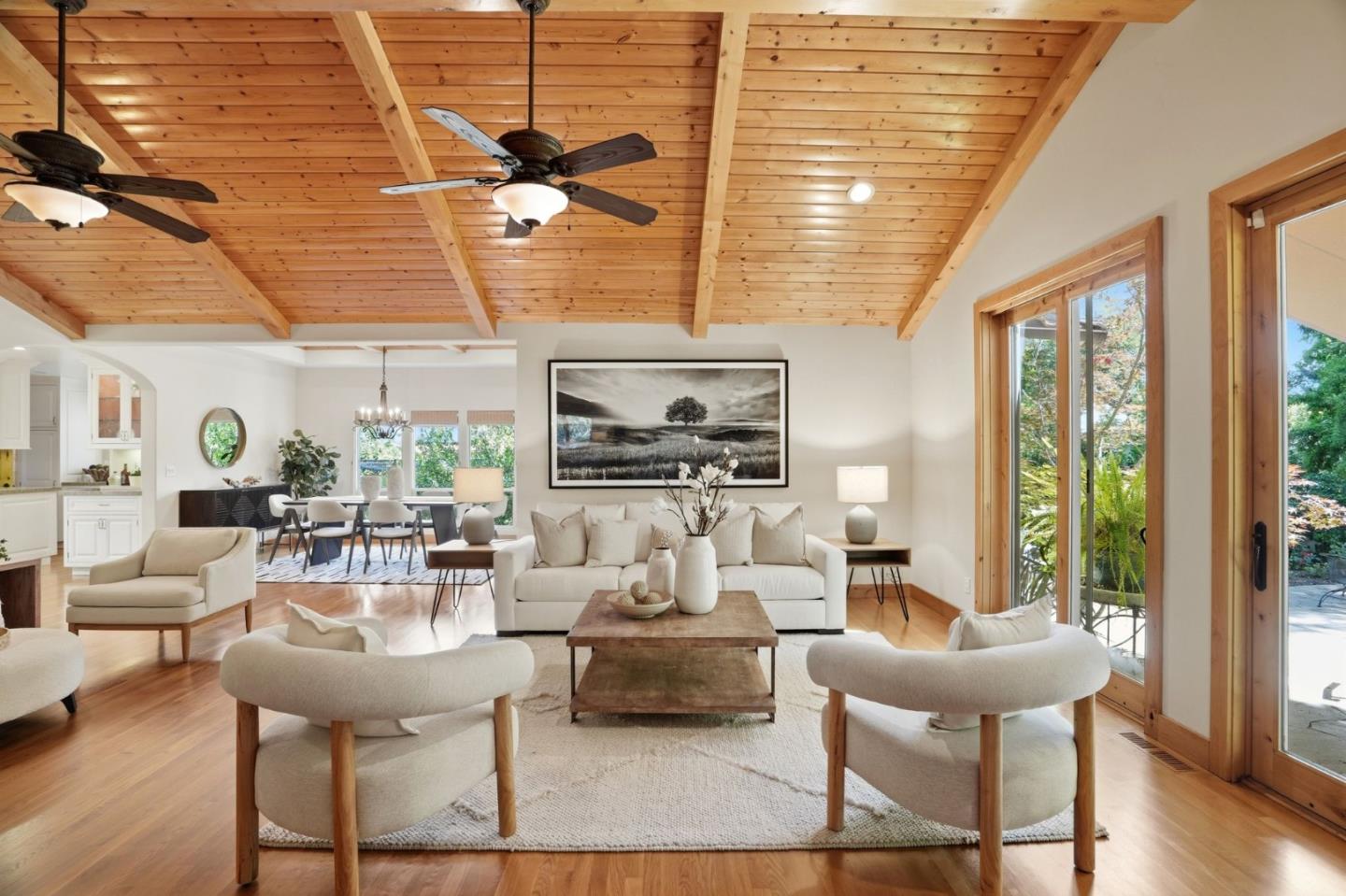 Detail Gallery Image 11 of 72 For 17660 Vineland Ave, Monte Sereno,  CA 95030 - 4 Beds | 3/1 Baths