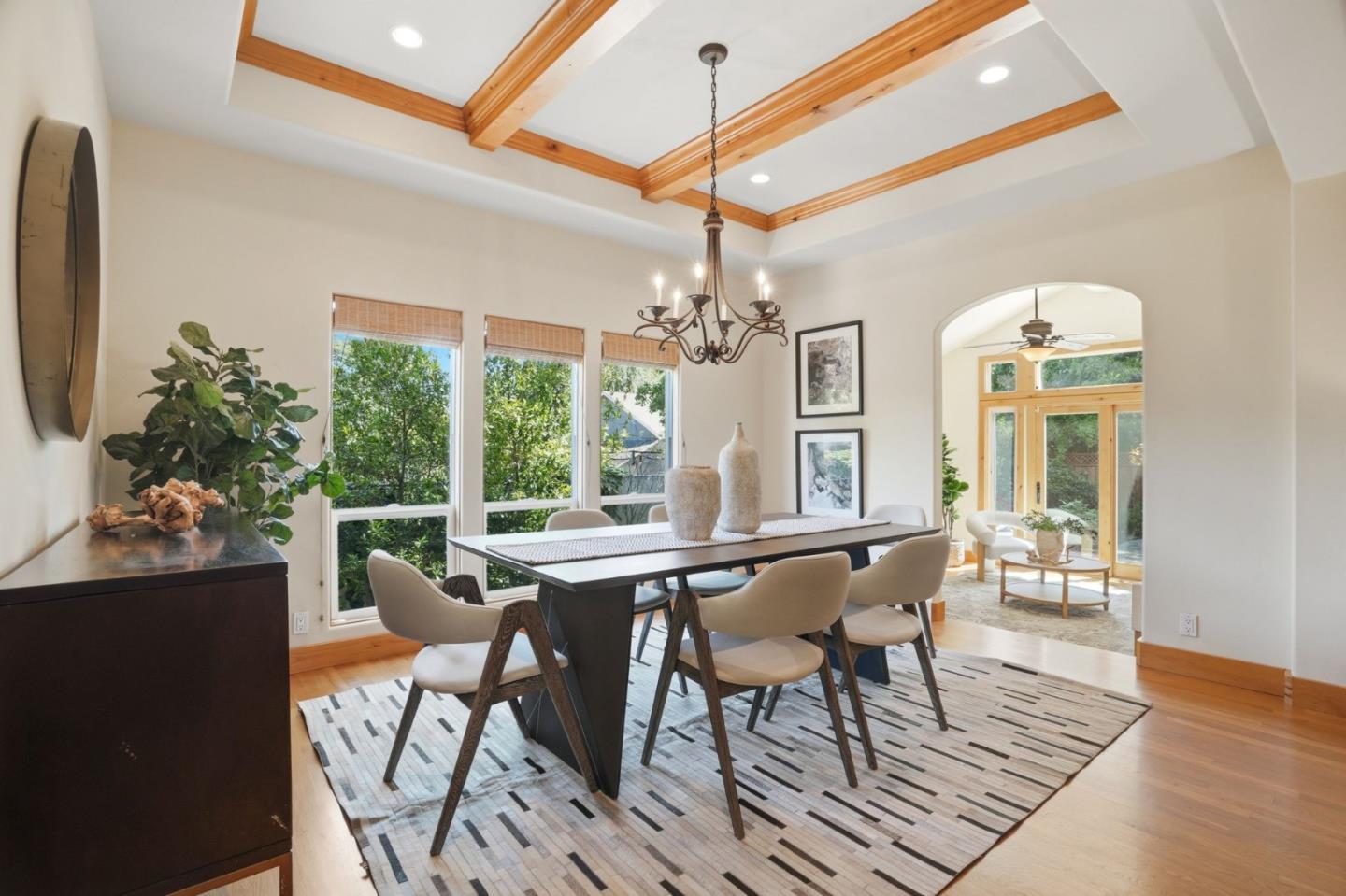 Detail Gallery Image 16 of 72 For 17660 Vineland Ave, Monte Sereno,  CA 95030 - 4 Beds | 3/1 Baths