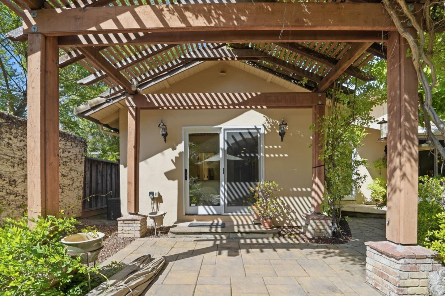 Detail Gallery Image 52 of 72 For 17660 Vineland Ave, Monte Sereno,  CA 95030 - 4 Beds | 3/1 Baths