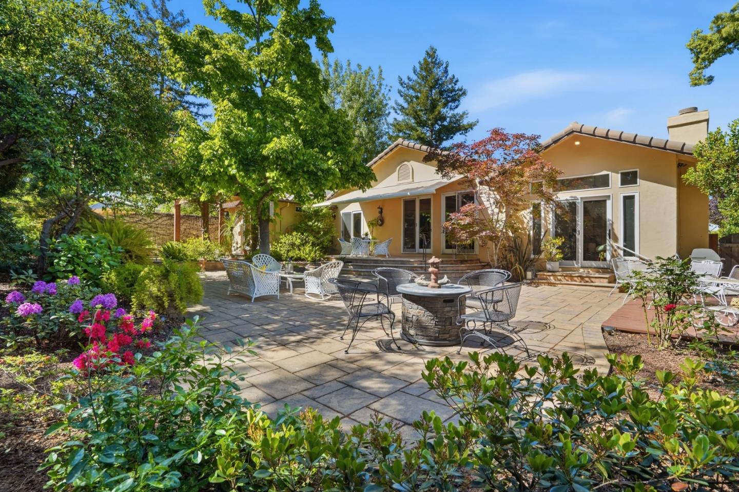 Detail Gallery Image 55 of 72 For 17660 Vineland Ave, Monte Sereno,  CA 95030 - 4 Beds | 3/1 Baths