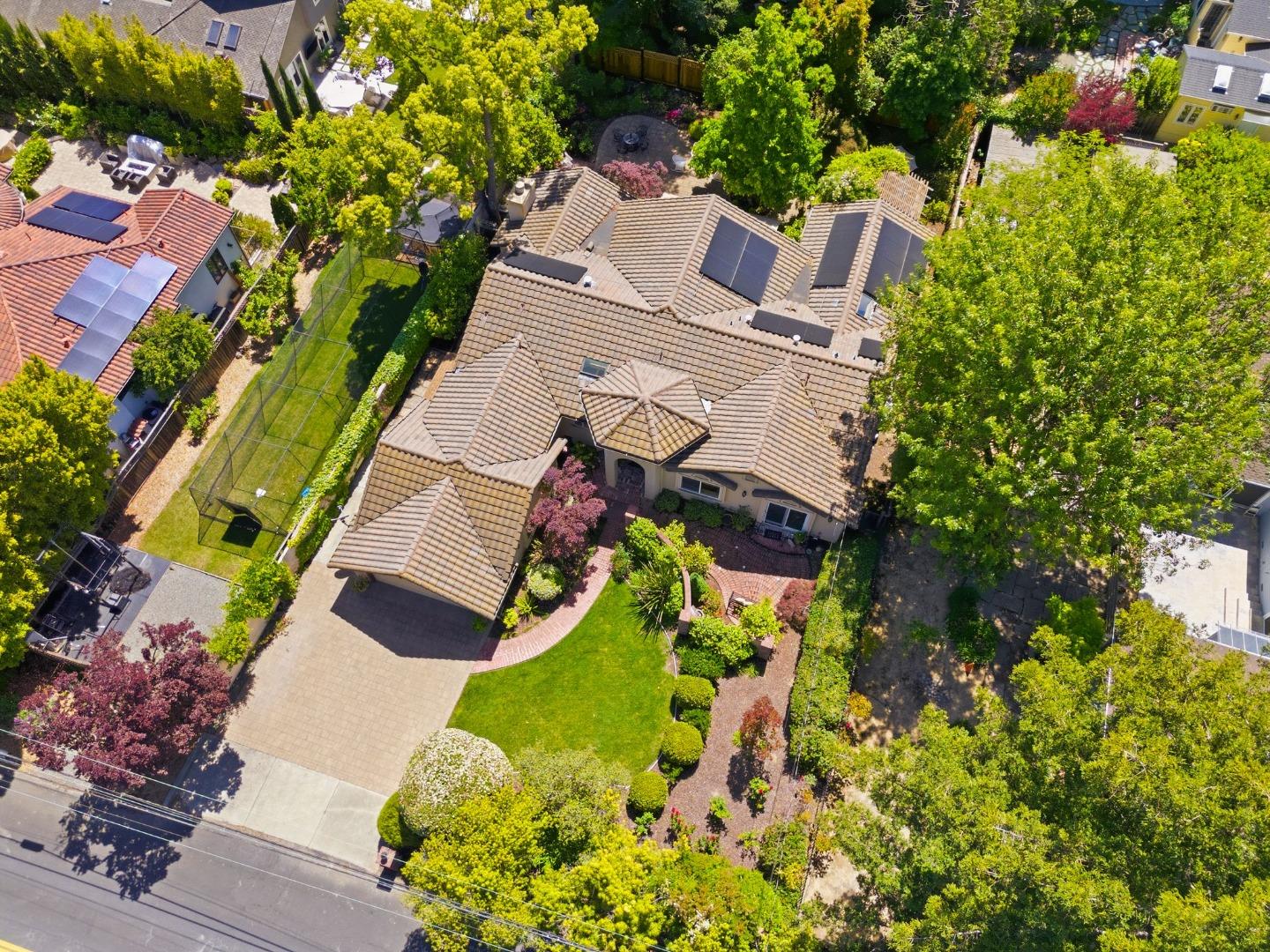 Detail Gallery Image 62 of 72 For 17660 Vineland Ave, Monte Sereno,  CA 95030 - 4 Beds | 3/1 Baths