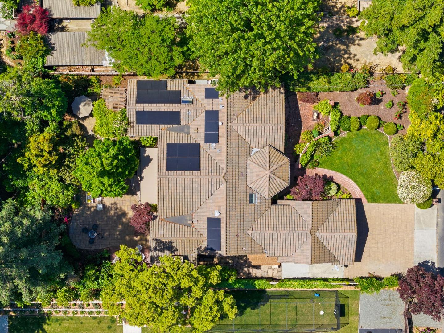 Detail Gallery Image 63 of 72 For 17660 Vineland Ave, Monte Sereno,  CA 95030 - 4 Beds | 3/1 Baths