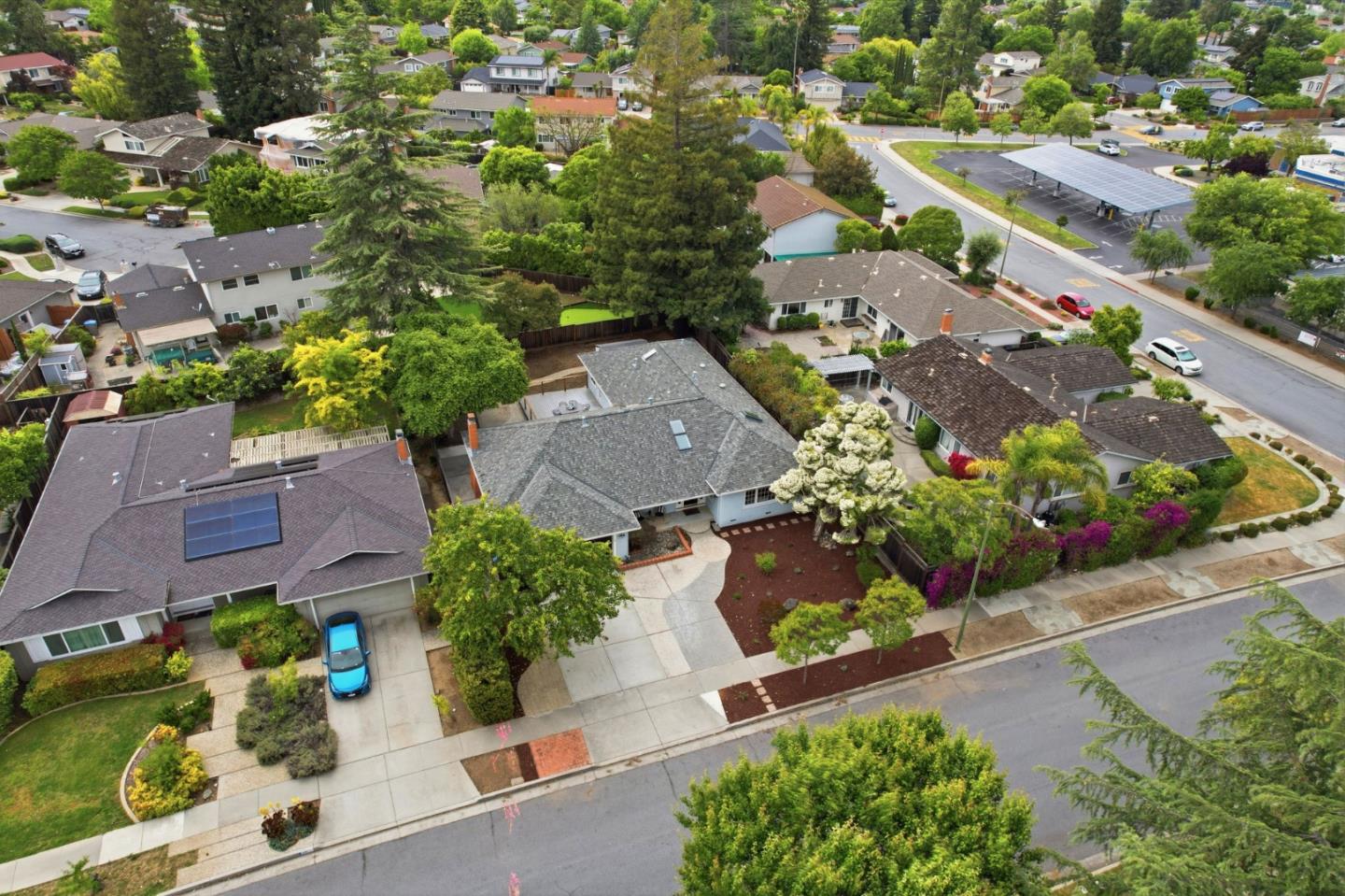 Detail Gallery Image 32 of 44 For 7027 Brooktree Way, San Jose,  CA 95120 - 4 Beds | 2 Baths
