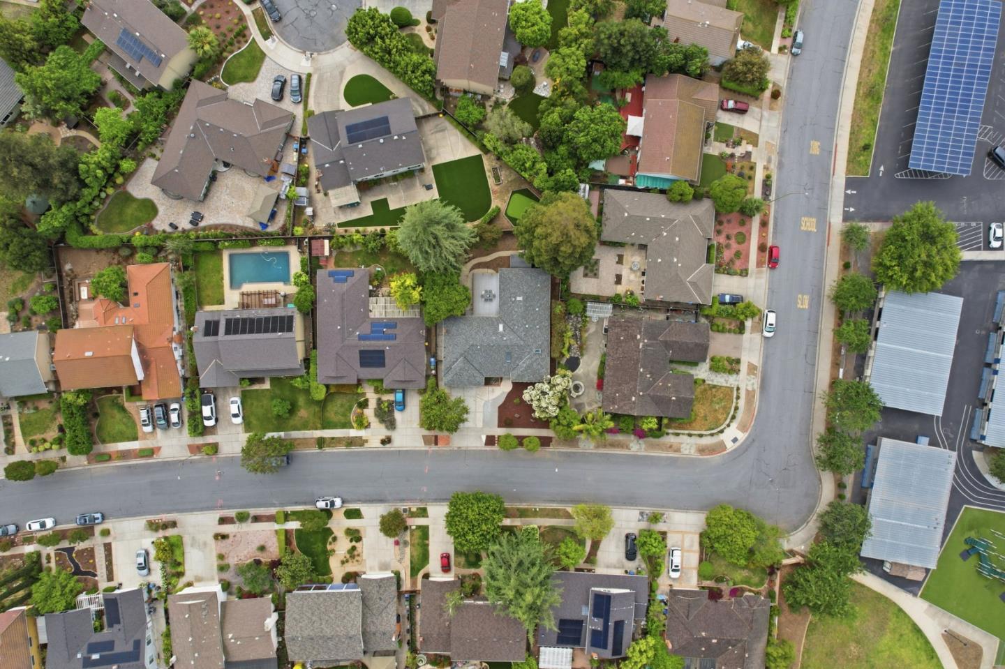 Detail Gallery Image 40 of 44 For 7027 Brooktree Way, San Jose,  CA 95120 - 4 Beds | 2 Baths