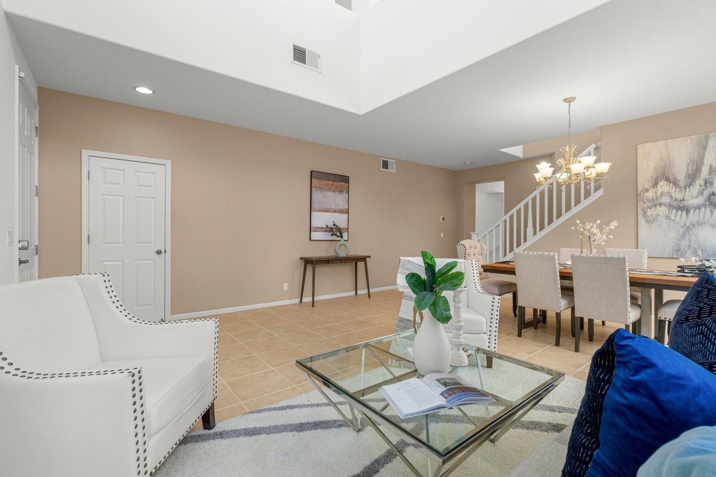 Detail Gallery Image 10 of 42 For 886 Canoas Creek Cir, San Jose,  CA 95136 - 3 Beds | 2/1 Baths