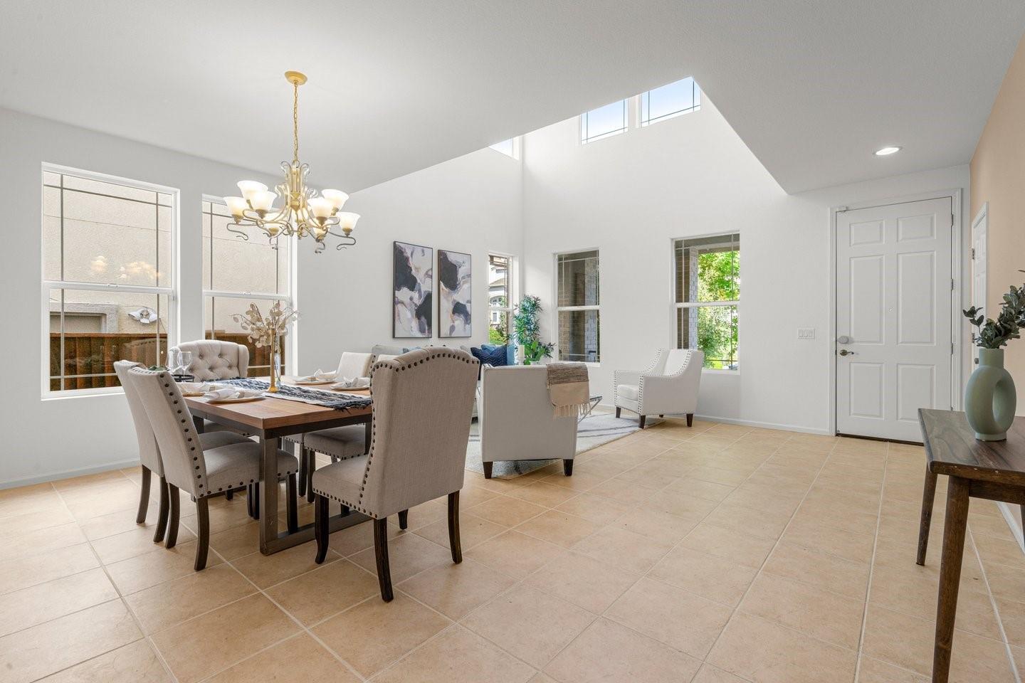 Detail Gallery Image 12 of 42 For 886 Canoas Creek Cir, San Jose,  CA 95136 - 3 Beds | 2/1 Baths