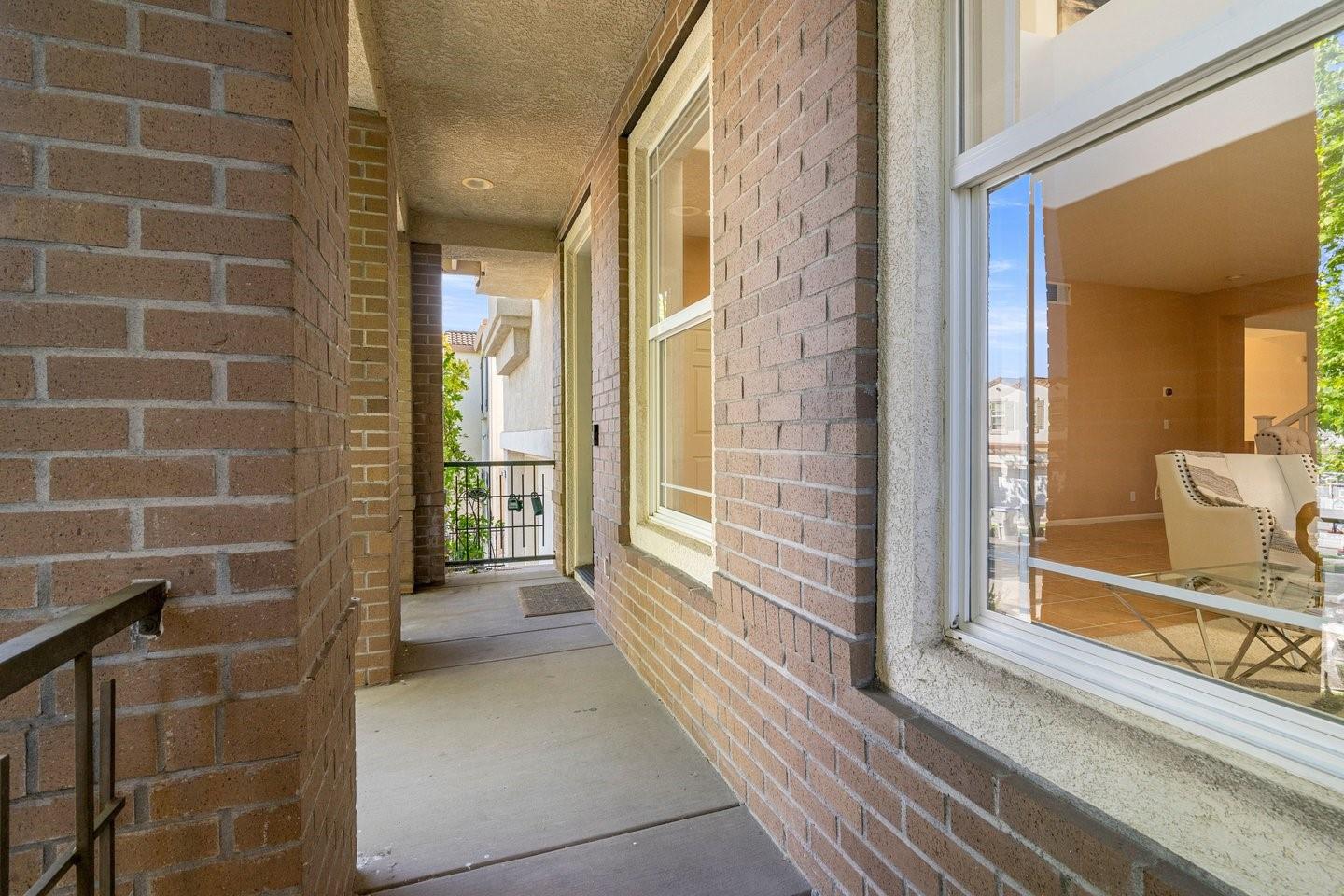 Detail Gallery Image 5 of 42 For 886 Canoas Creek Cir, San Jose,  CA 95136 - 3 Beds | 2/1 Baths