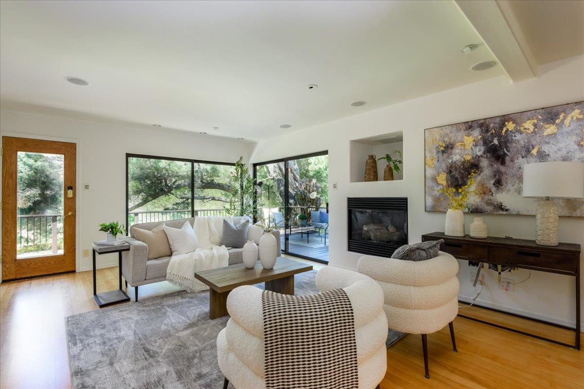 Detail Gallery Image 11 of 58 For 90 Hayfields Rd, Portola Valley,  CA 94028 - 6 Beds | 3/1 Baths