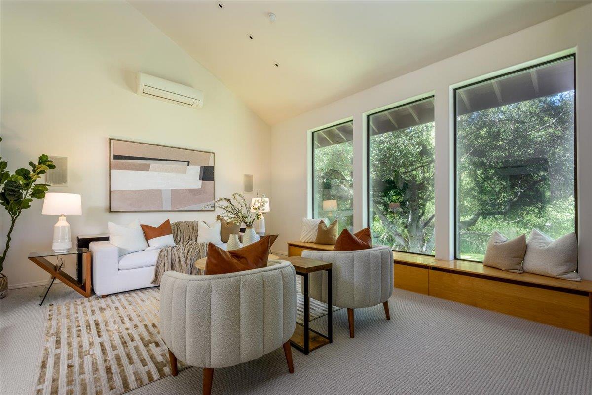 Detail Gallery Image 13 of 58 For 90 Hayfields Rd, Portola Valley,  CA 94028 - 6 Beds | 3/1 Baths