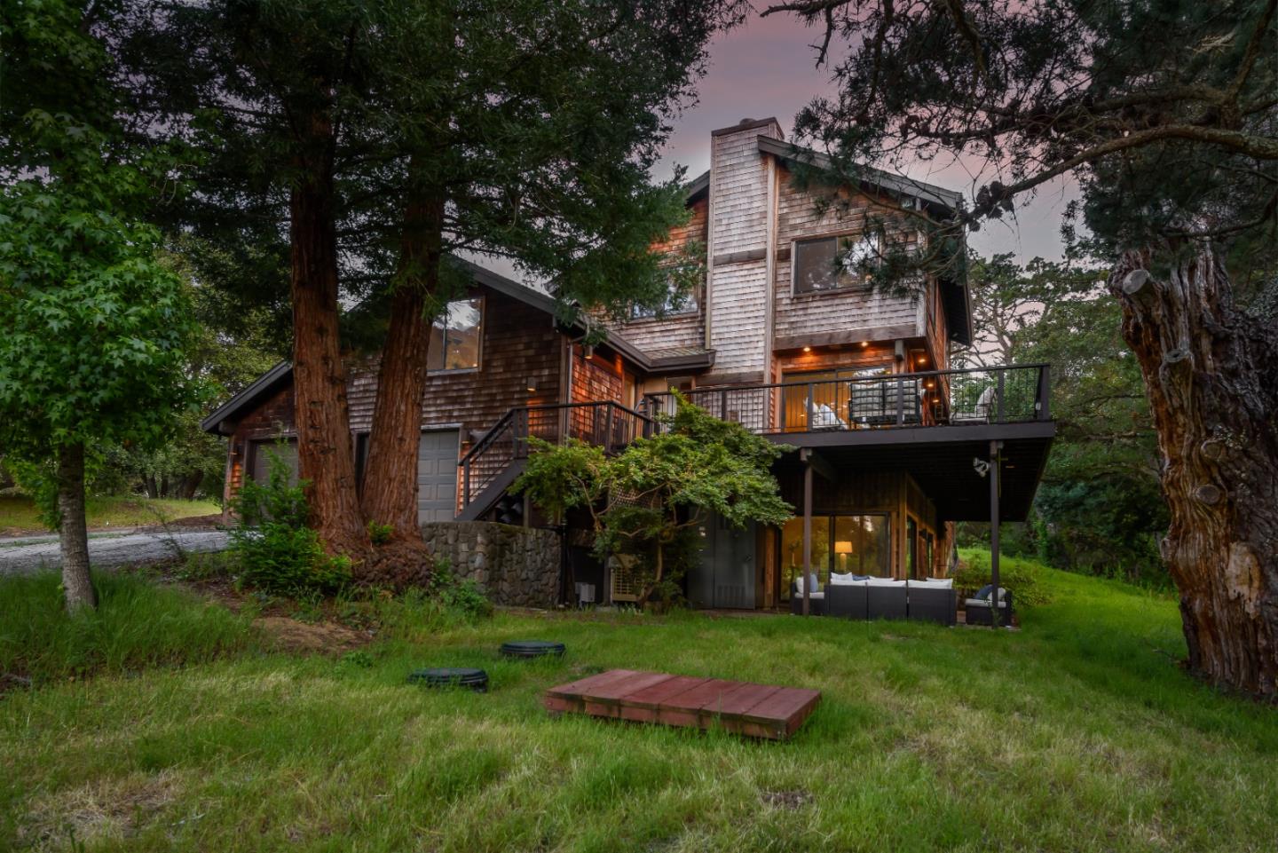 Detail Gallery Image 2 of 58 For 90 Hayfields Rd, Portola Valley,  CA 94028 - 6 Beds | 3/1 Baths