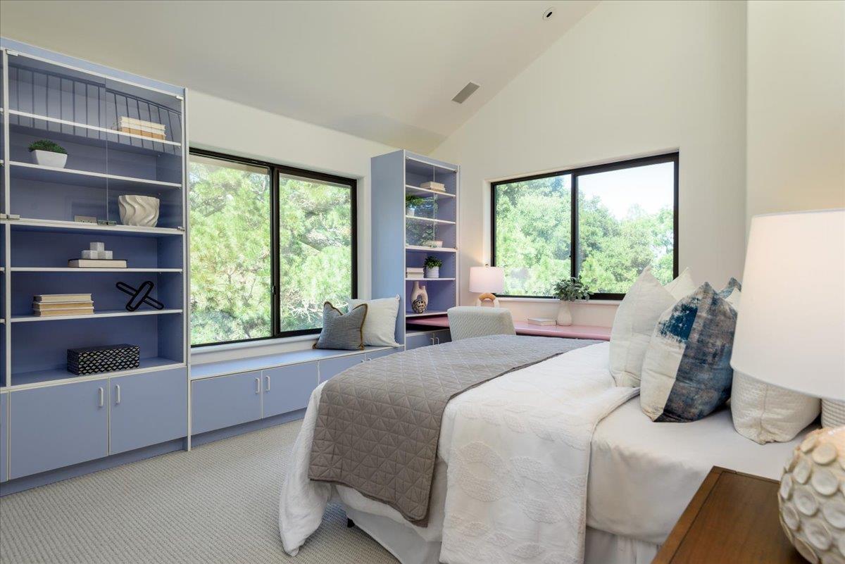 Detail Gallery Image 25 of 58 For 90 Hayfields Rd, Portola Valley,  CA 94028 - 6 Beds | 3/1 Baths