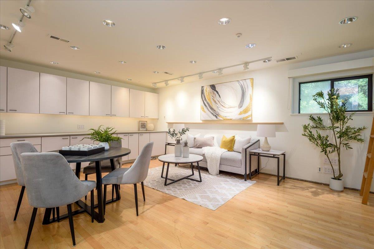 Detail Gallery Image 29 of 58 For 90 Hayfields Rd, Portola Valley,  CA 94028 - 6 Beds | 3/1 Baths